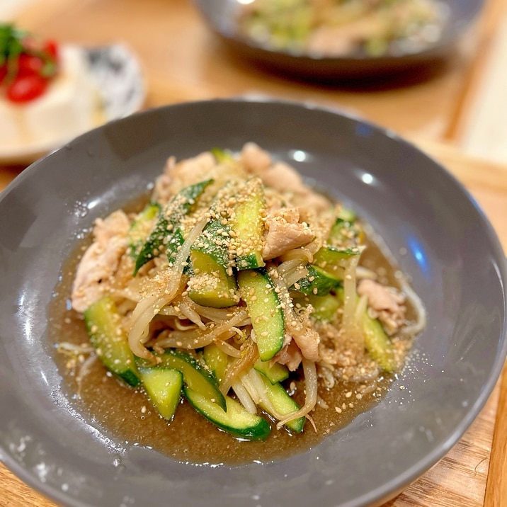 豚バラ肉ときゅうりの炒め物♡